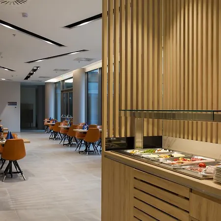 威尔第大酒店****高级