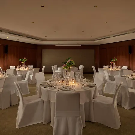 Parisi Udvar Budapest, Part Of Hyatt Hotel