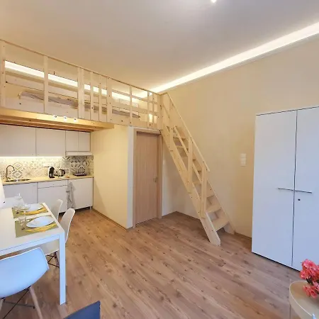 East End Long-term Apartment *