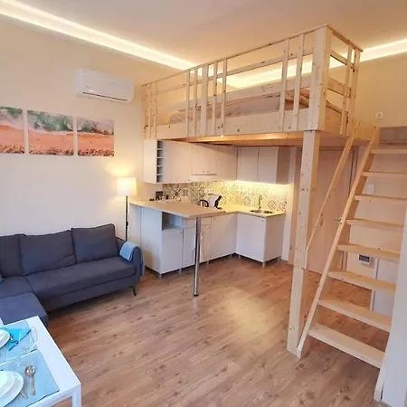 East End Long-term Apartment