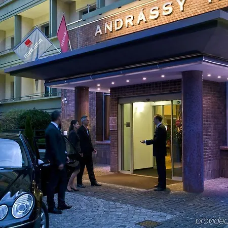 Mamaison Andrassy Hotel 4*