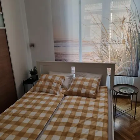 Apartment Bajnok Property