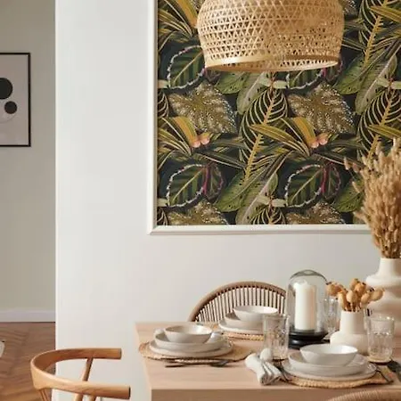 Scandinavian Art 3-bdr Apartment *