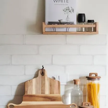 Scandinavian Art 3-bdr Apartment
