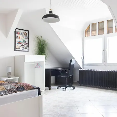 Apartament W21 *