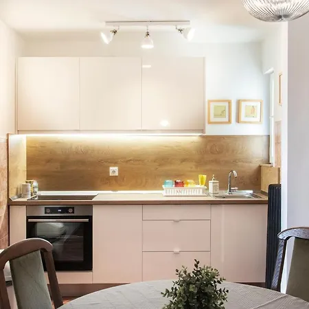 W21 Apartament *