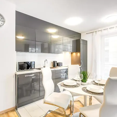 Modern With Free Garage And Balcony In The Downtown * Budapest