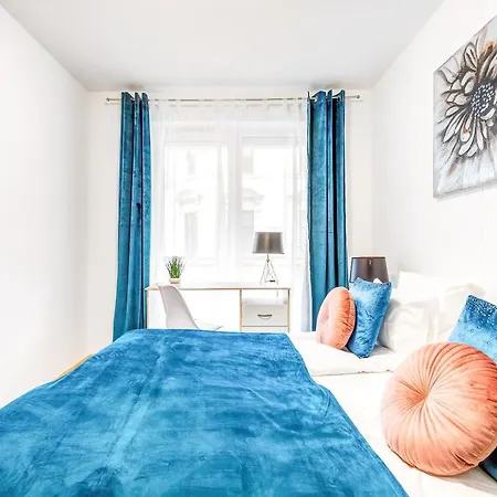 Modern With Free Garage And Balcony In The Downtown * Budapest