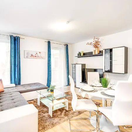 Modern With Free Garage And Balcony In The Downtown Apartment Budapest
