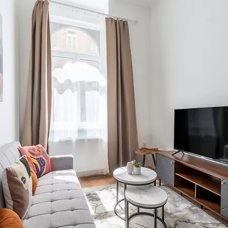 Apartamento Cozy & Pleasant Homes In The Heart Of Budapeste