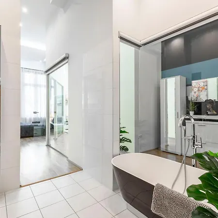 Apartment Luxurious & Spacious Downtown In Liszt Ferenc Square