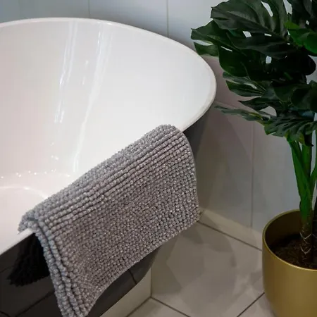 Luxurious & Spacious Downtown In Liszt Ferenc Square Apartment Budapest