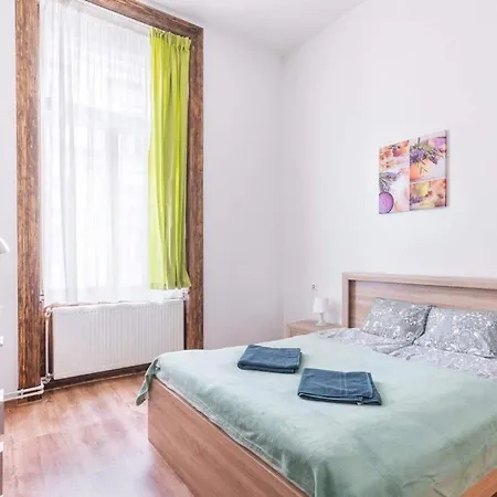 City Center Smart Flat Self Check-in Apartment