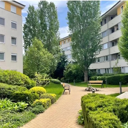 Apartmán Viva - Cosy Flat In - Free Parking