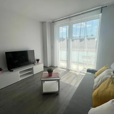 B146 Design Lux Apartament