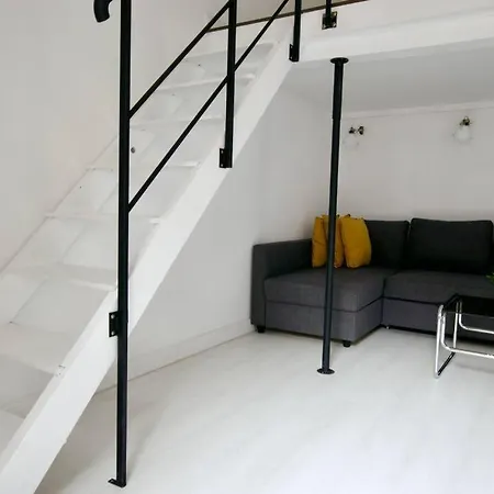 Apartment Standard By Hi5- Tolnai Lajos
