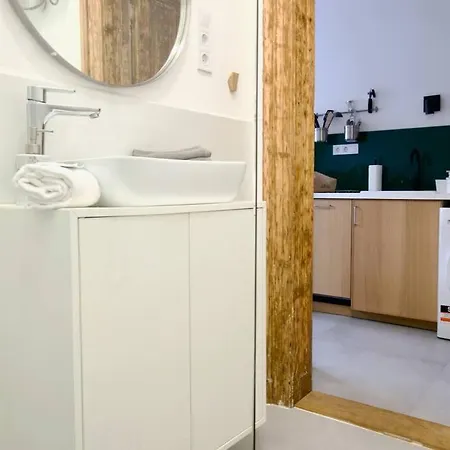 Apartment Standard By Hi5- Tolnai Lajos Budapest