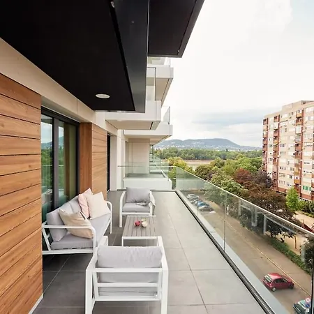 Duna Pearl Terrace With Garage Apartman