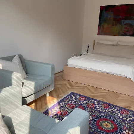 Apartman 5 *