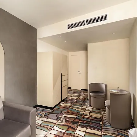 Gin Hotel Budapest