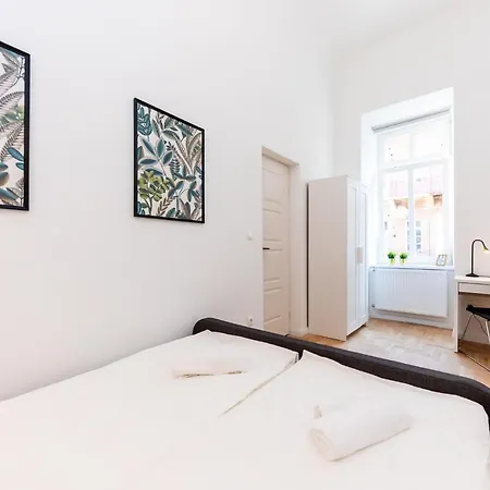 Apartment Kiraly Downtown Budapest