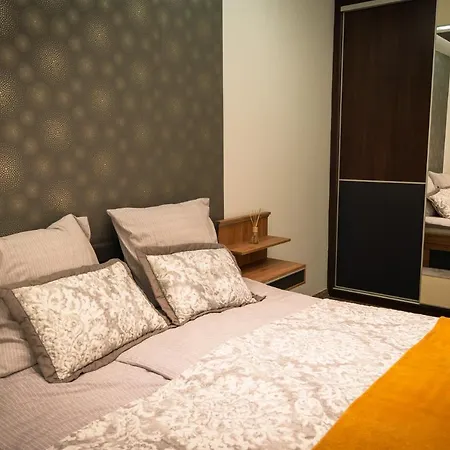 Slate Wood Apartament
