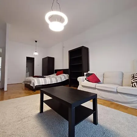 Apartment Cozy At Hero's Square Budapest