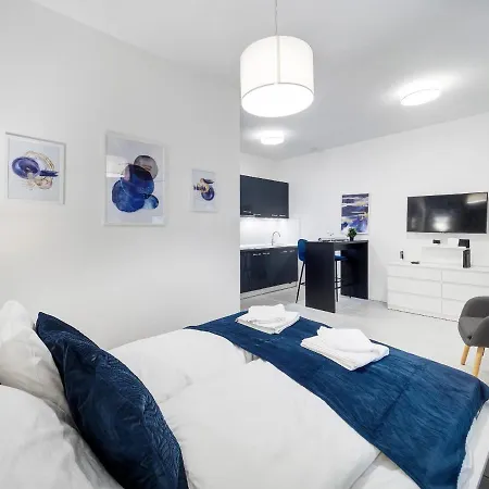 And New With Ac Apartment *