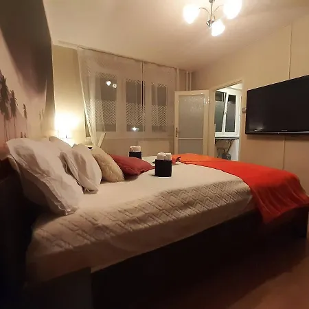 Parkside Homestay *