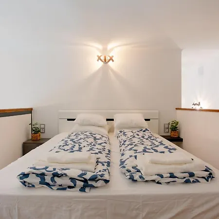 La Fortezza Panzio Apartment *