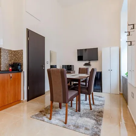 La Fortezza Panzio Apartment