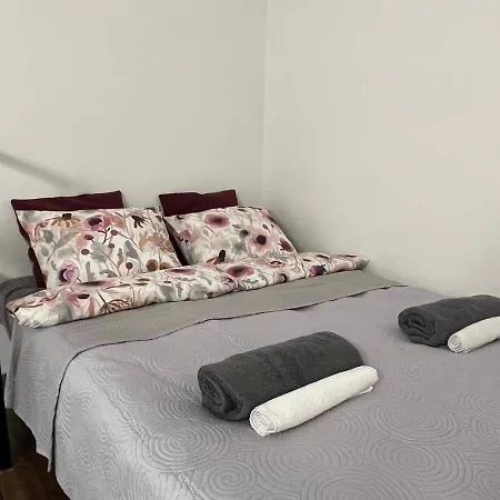 Apartment Gallery Szondi Budapest