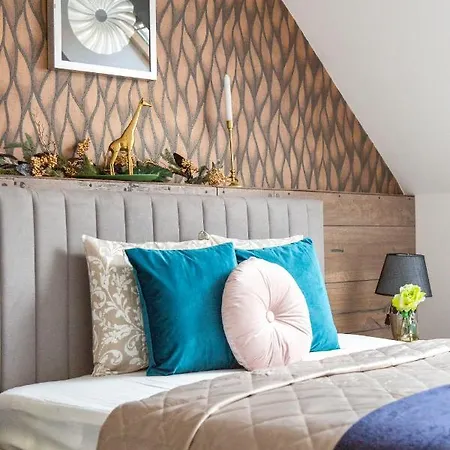 Deluxe Quentin 3bedrm, 2bathrm Appartamento Budapest
