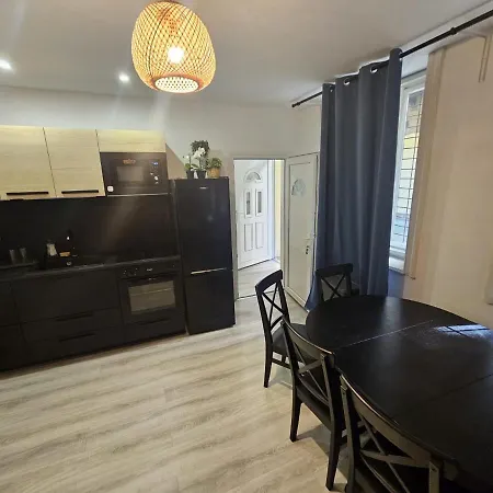 Apartman 7dab Josika 28 Contactless Self Check-in