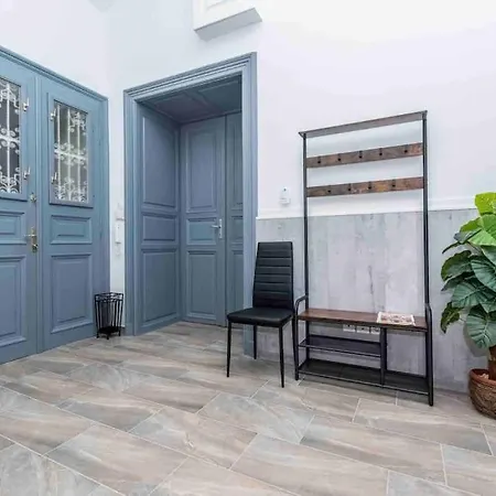 D3 Basilica Luxury Spacious Free Parking For 1 Car