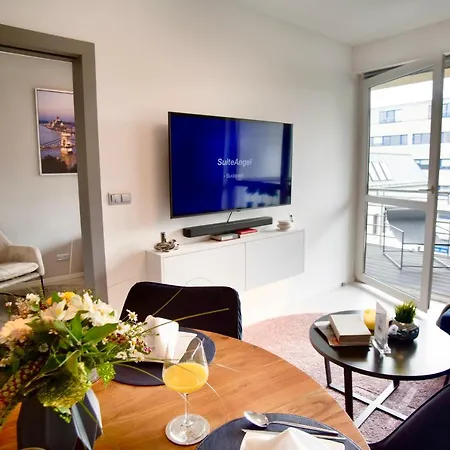Suiteangel - Luxury Design With Free Garage Apartment Budapest