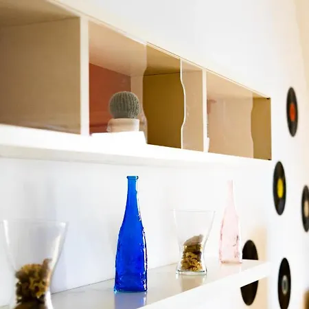 At Gozsdu Court, 60 Sqm, 2 With 2 Ac, Elevators, Kitchen Apartment Budapest