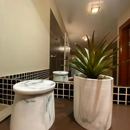 Apartamento Location In The Heart Of The City, 2 Bedrooms, 2 Bathrooms Budapest