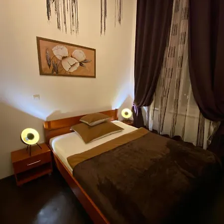 Apartamento Location In The Heart Of The City, 2 Bedrooms, 2 Bathrooms Budapest