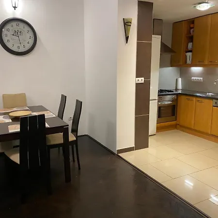 Apartamento Location In The Heart Of The City, 2 Bedrooms, 2 Bathrooms *