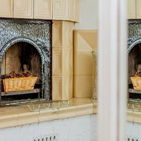 Oktogon Spacious Ac Balcony * Budapest