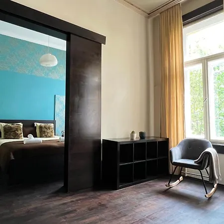 Apartment Deluxe Cosmopolitan Budapest, With Private Parking *
