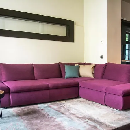Deluxe Cosmopolitan Budapest, With Private Parking Apartment Budapest
