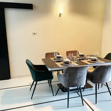 Deluxe Cosmopolitan Budapest, With Private Parking Apartment *
