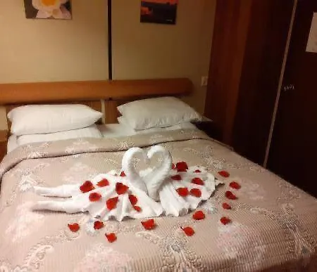 Úszó hotel Diana Cruises