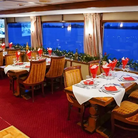 Diana Cruises Budapest