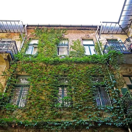 Broadway 43 Apartment Budapest