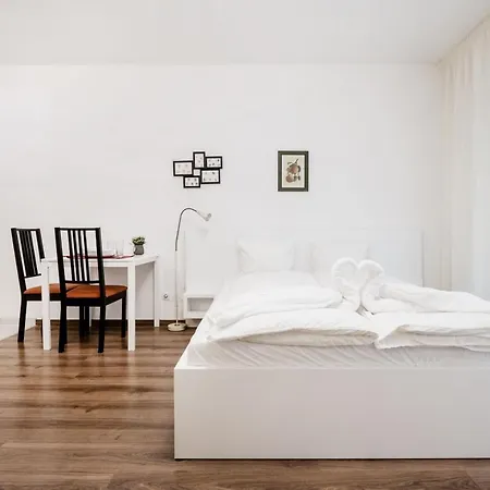 아파트 Balcony Studio 2 / Downtown *