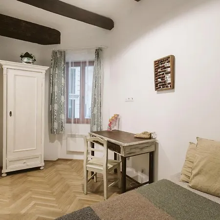The Double Vintage & Handcrafted Apartment *