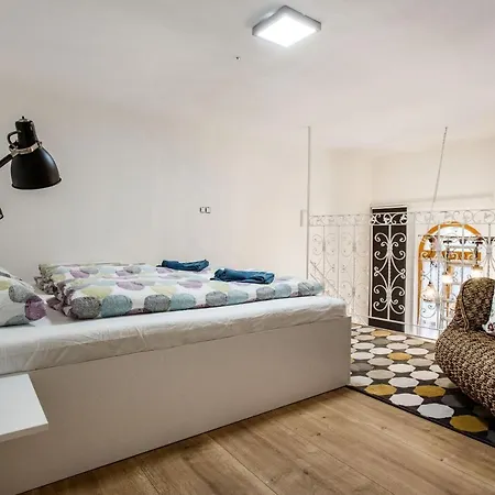 The Little Castle In Downtown Apartment Budapest